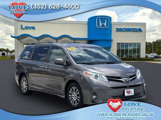 2020 Toyota Sienna XLE Auto Access Seat