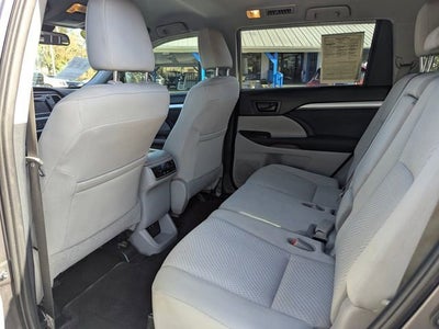 2019 Toyota Highlander LE