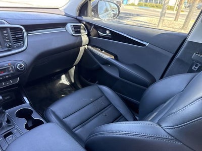 2020 Kia Sorento EX V6