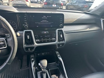 2022 Kia Sorento SX