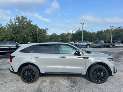 2022 Kia Sorento SX