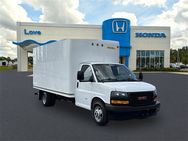 2019 GMC Savana Cutaway 3500 VAN 177"