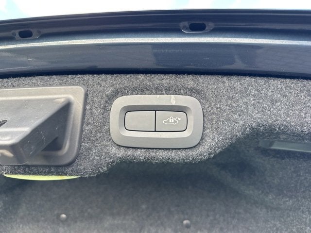 2019 Volvo S60 Momentum