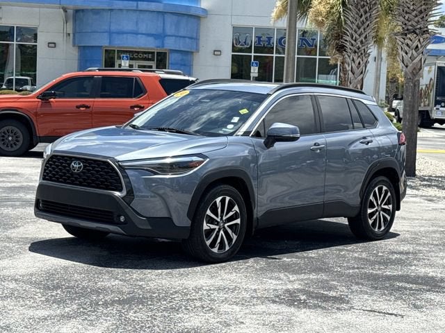 2024 Toyota Corolla Cross XLE