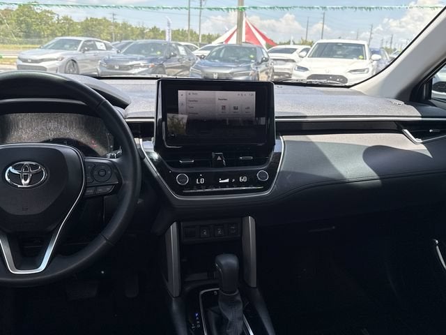 2024 Toyota Corolla Cross XLE