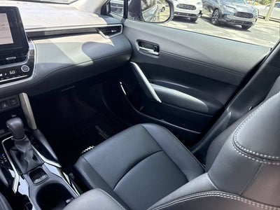 2024 Toyota Corolla Cross XLE