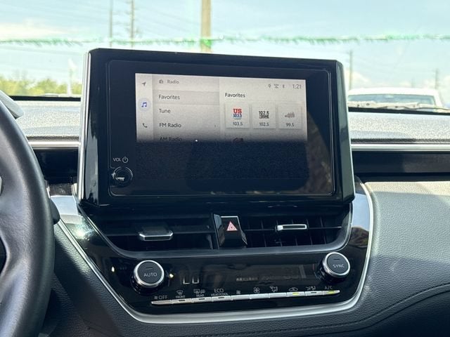 2024 Toyota Corolla Cross XLE