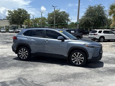 2024 Toyota Corolla Cross XLE