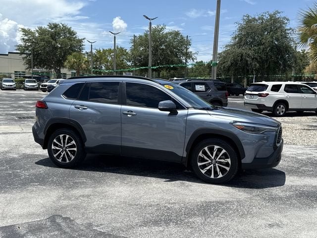 2024 Toyota Corolla Cross XLE