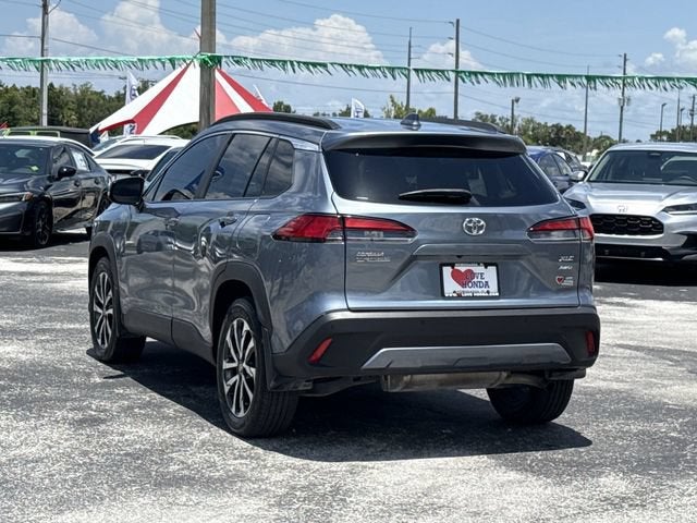 2024 Toyota Corolla Cross XLE