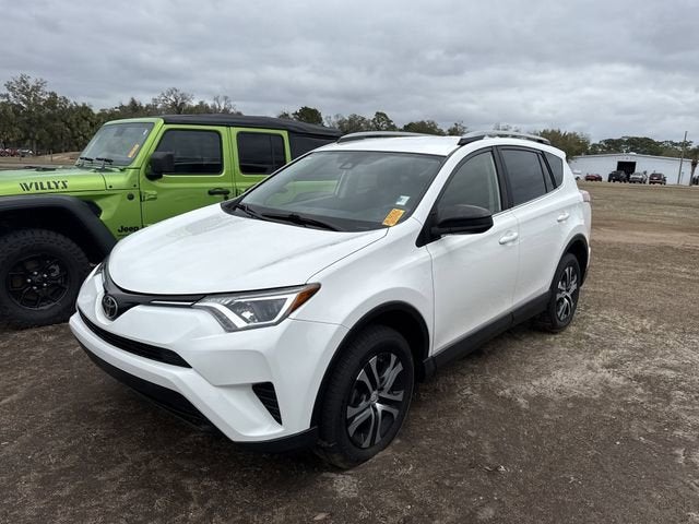 2017 Toyota RAV4 LE