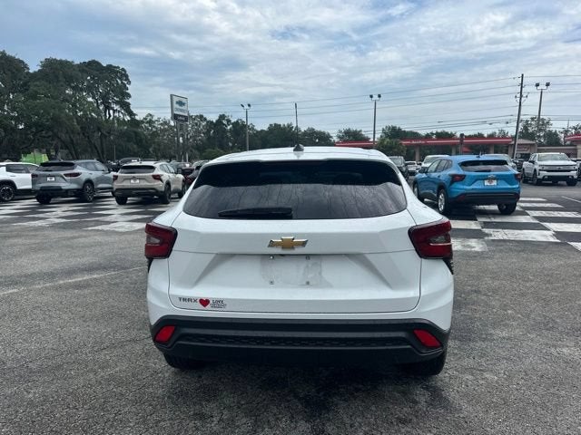 2025 Chevrolet Trax LS