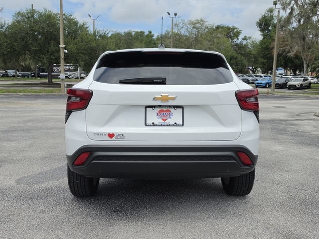 2025 Chevrolet Trax LS