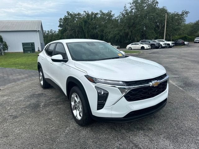 2025 Chevrolet Trax LS