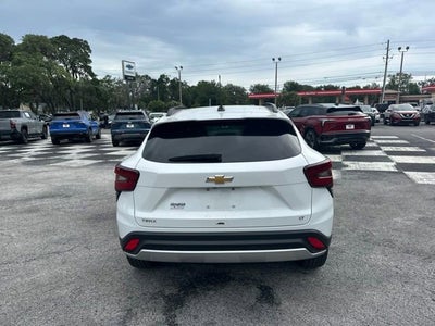 2025 Chevrolet Trax LT