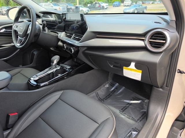 2026 Chevrolet Trax Activ - Photo 13