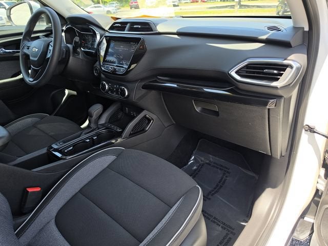 2023 Chevrolet TrailBlazer LT - Photo 15