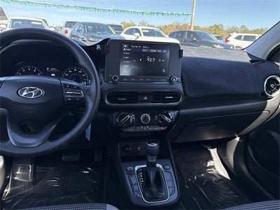 2023 Hyundai Kona SE