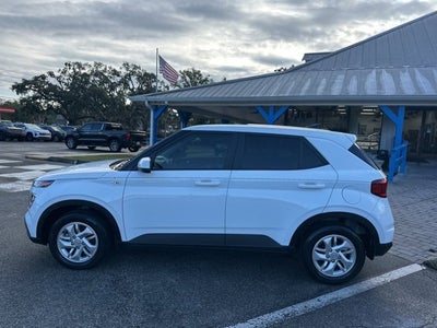 2021 Hyundai Venue SE