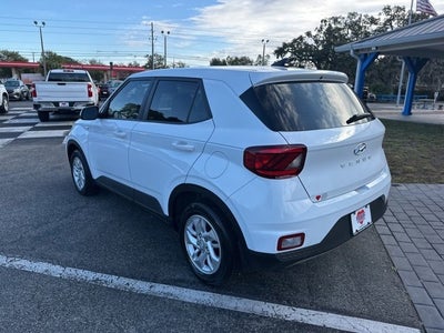2021 Hyundai Venue SE