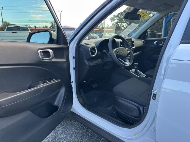 2021 Hyundai Venue SE