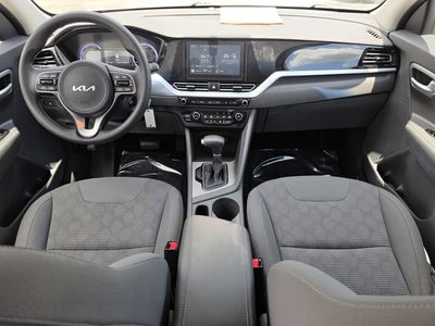 2022 Kia Niro LX