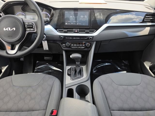 2022 Kia Niro LX