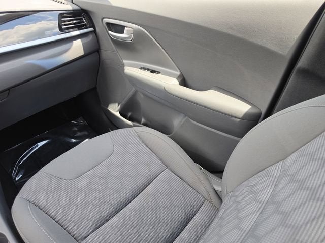 2022 Kia Niro LX