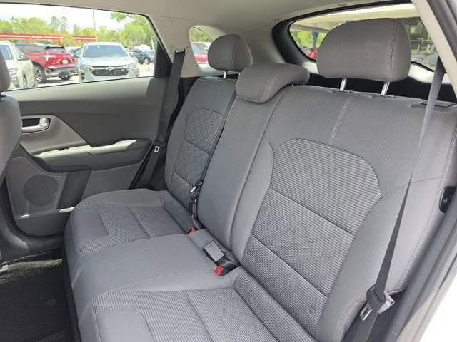 2022 Kia Niro LX