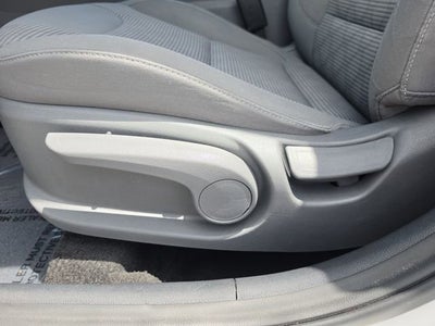 2022 Kia Niro LX