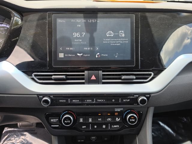 2022 Kia Niro LX