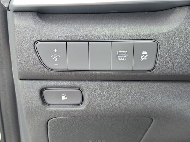 2022 Kia Niro LX