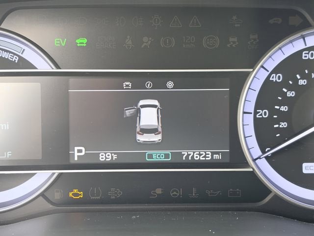 2022 Kia Niro LX