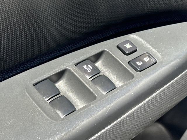 2023 Mitsubishi Mirage ES