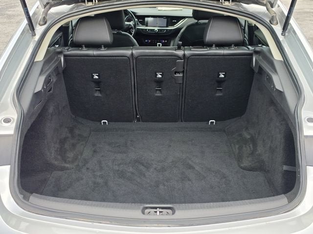 2018 Buick Regal Sportback Essence