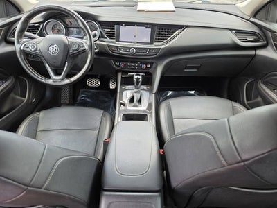 2018 Buick Regal Sportback Essence