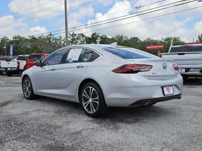 2018 Buick Regal Sportback Essence